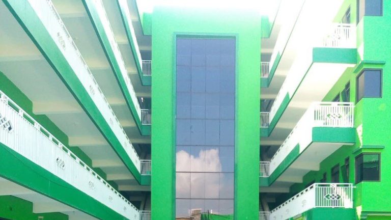 Tampak Gedung Depan