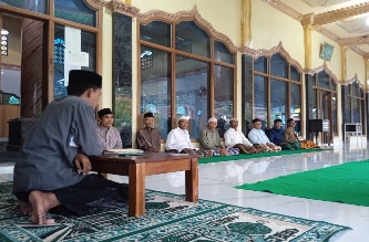 Mahasantri KKN Ma'had Aly Assunniyyah Bersamai LAZISNU Kumpulkan Koin